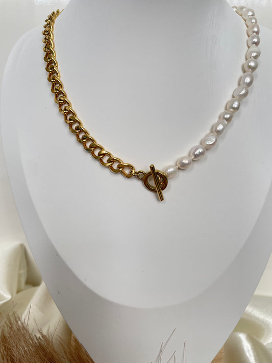 Collier EVA