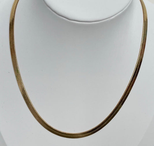 Collier L É A